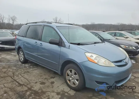 2010 Toyota Sienna Ce from USA, damaged, VIN 5TDKK4CCXAS313216
